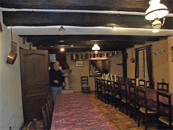 Auberge De La Poste Вилфранш-дьо-Руерг Екстериор снимка